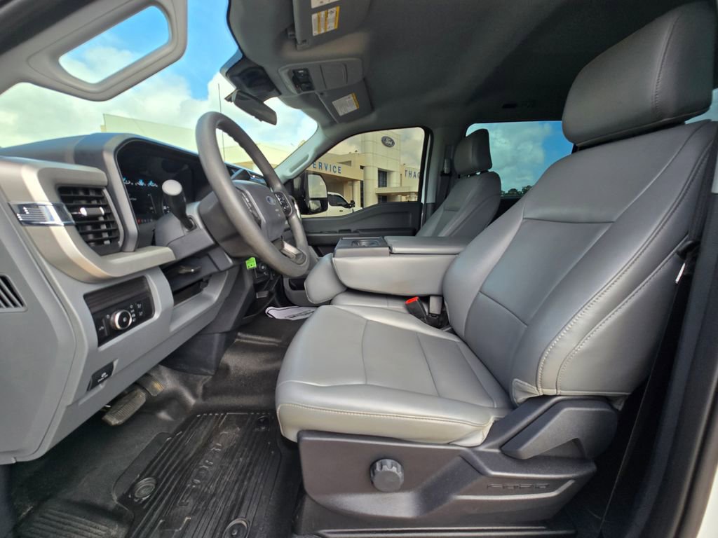Used 2024 Ford F350 XL w/ FX4 Off-Road Package AWD/4WD image 14