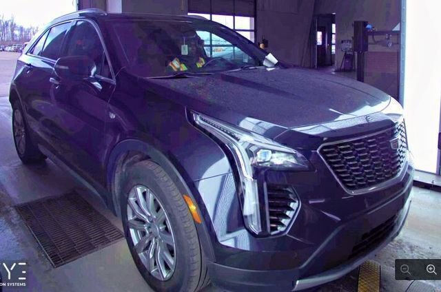 Used 2023 Cadillac XT4 Premium Luxury w/ Driver Assist Package image 4