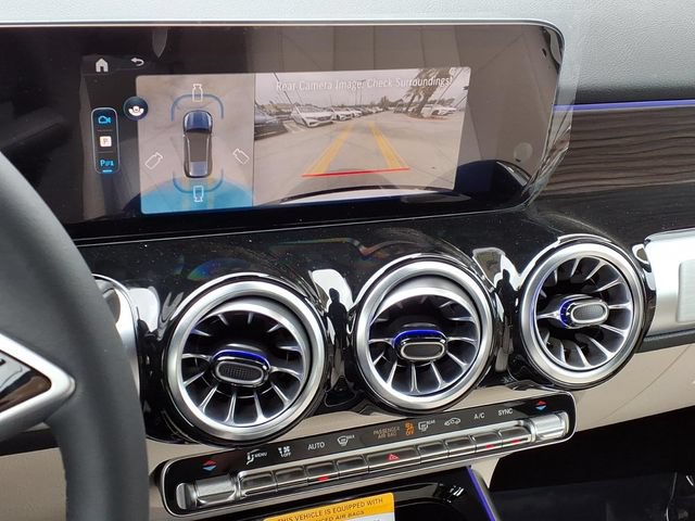 New 2026 Mercedes-Benz GLB 250 4MATIC image 6