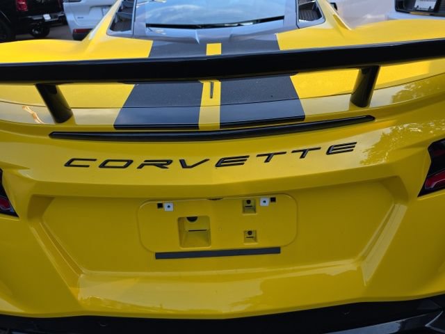 Used 2025 Chevrolet Corvette Stingray Preferred Cpe w/ Z51 Performance Package RWD image 7