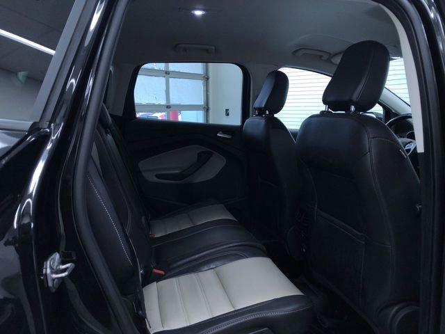 Used 2019 Ford Escape SEL w/ SEL Sport Appearance Package image 22