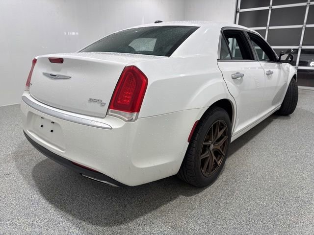 Used 2015 Chrysler 300 C Platinum w/ Harman/Kardon Audio Group AWD/4WD image 5