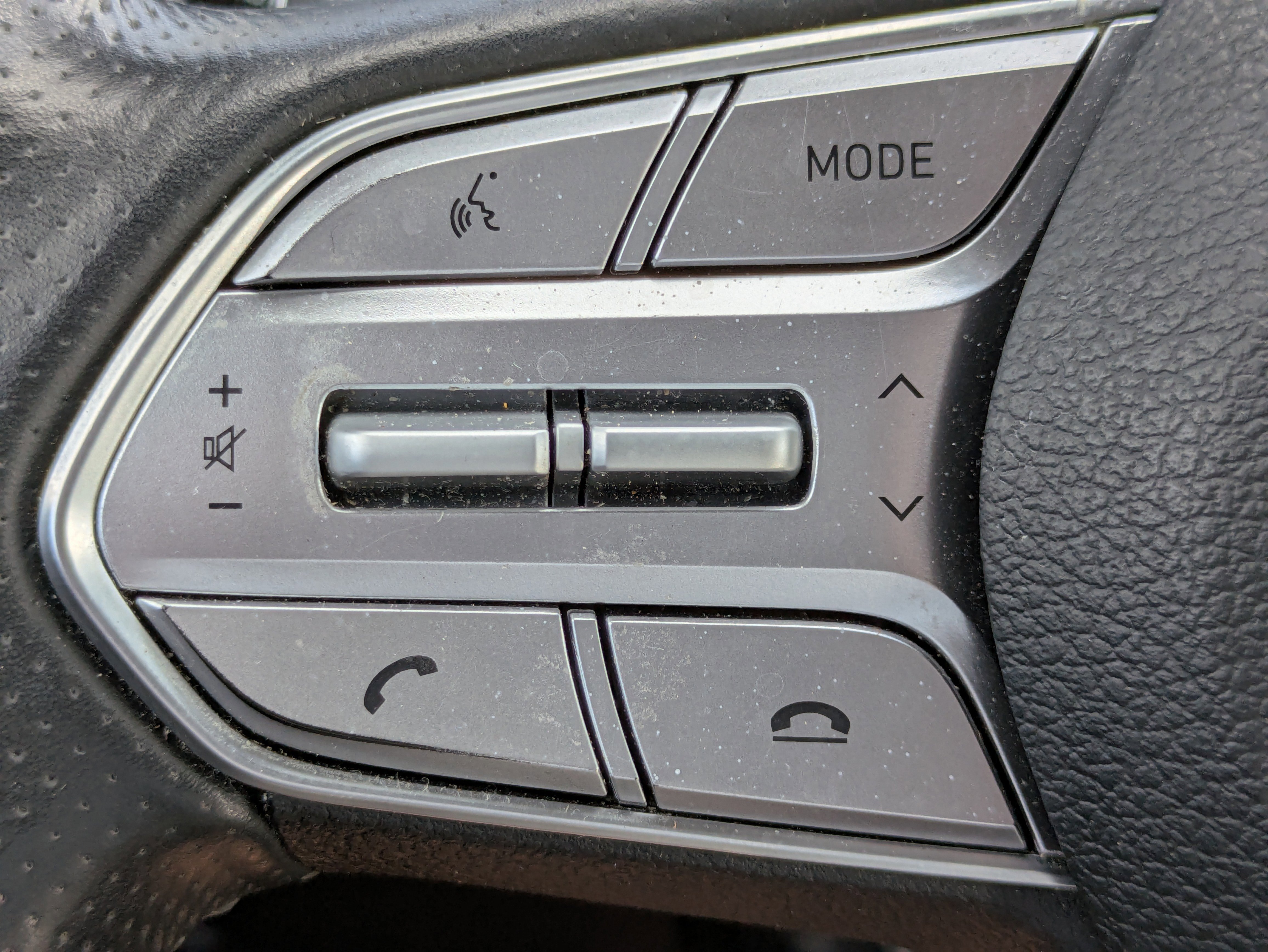 Used 2023 Hyundai Santa Fe Calligraphy image 14