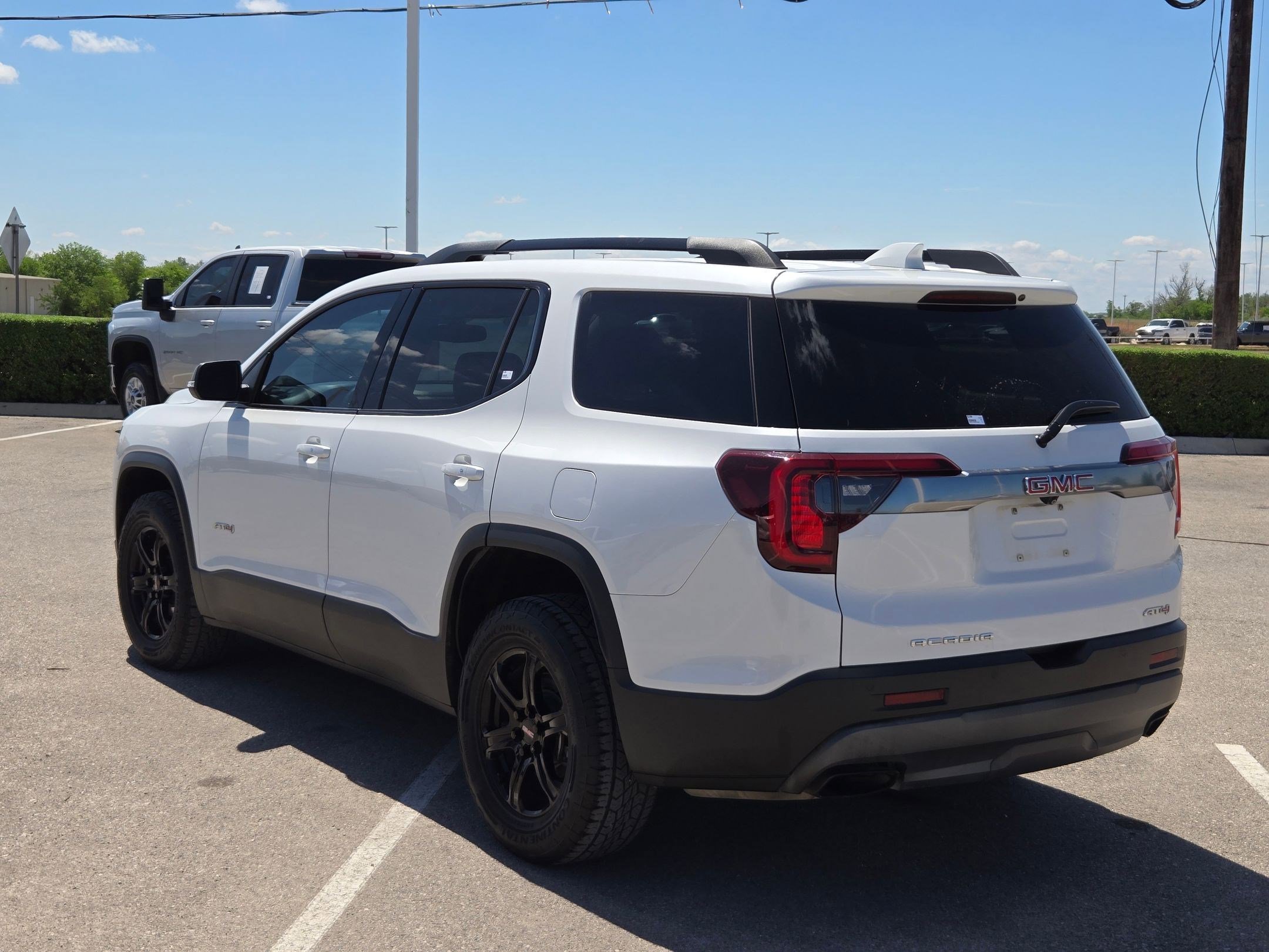 Certified 2021 GMC Acadia AT4 w/ LPO, Floor Liner Package AWD/4WD image 5