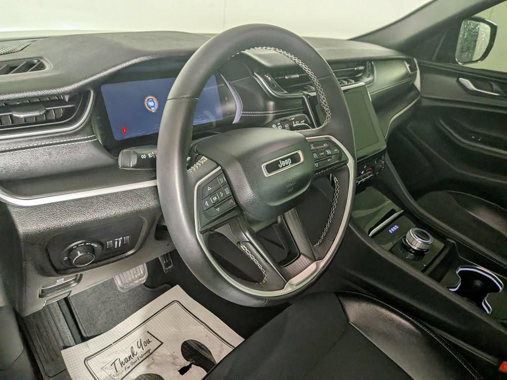 Certified 2024 Jeep Grand Cherokee Altitude AWD/4WD image 23