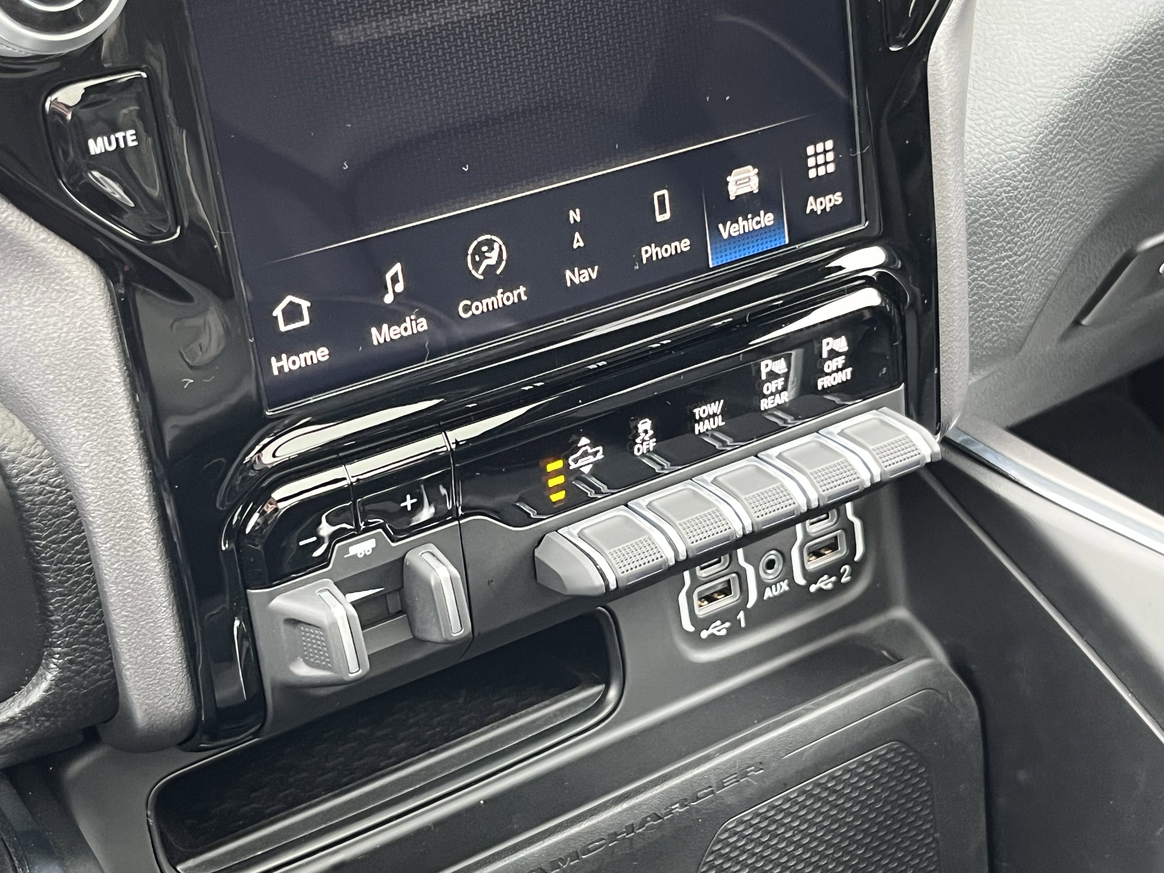 Used 2023 RAM 1500 Laramie image 28