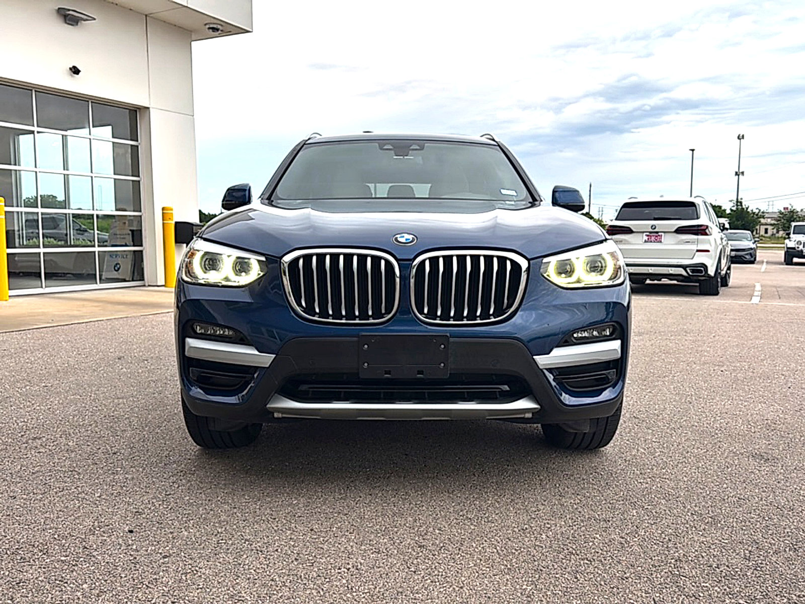 Used 2020 BMW X3 sDrive30i w/ Convenience Package RWD image 2