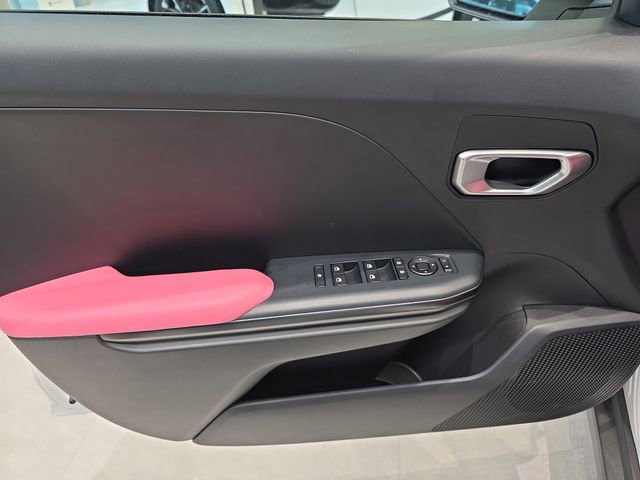 New 2026 Kia K4 LXS image 8