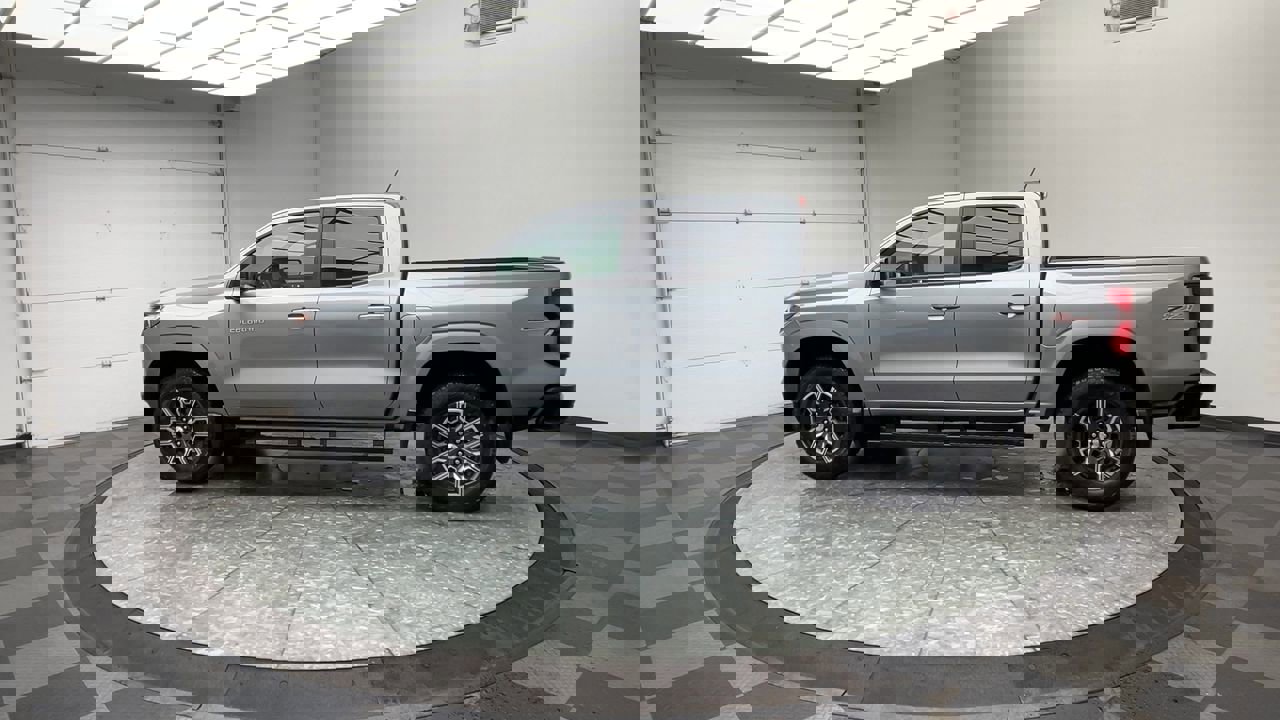 Certified 2023 Chevrolet Colorado Z71 w/ Z71 Convenience Package 2 image 39