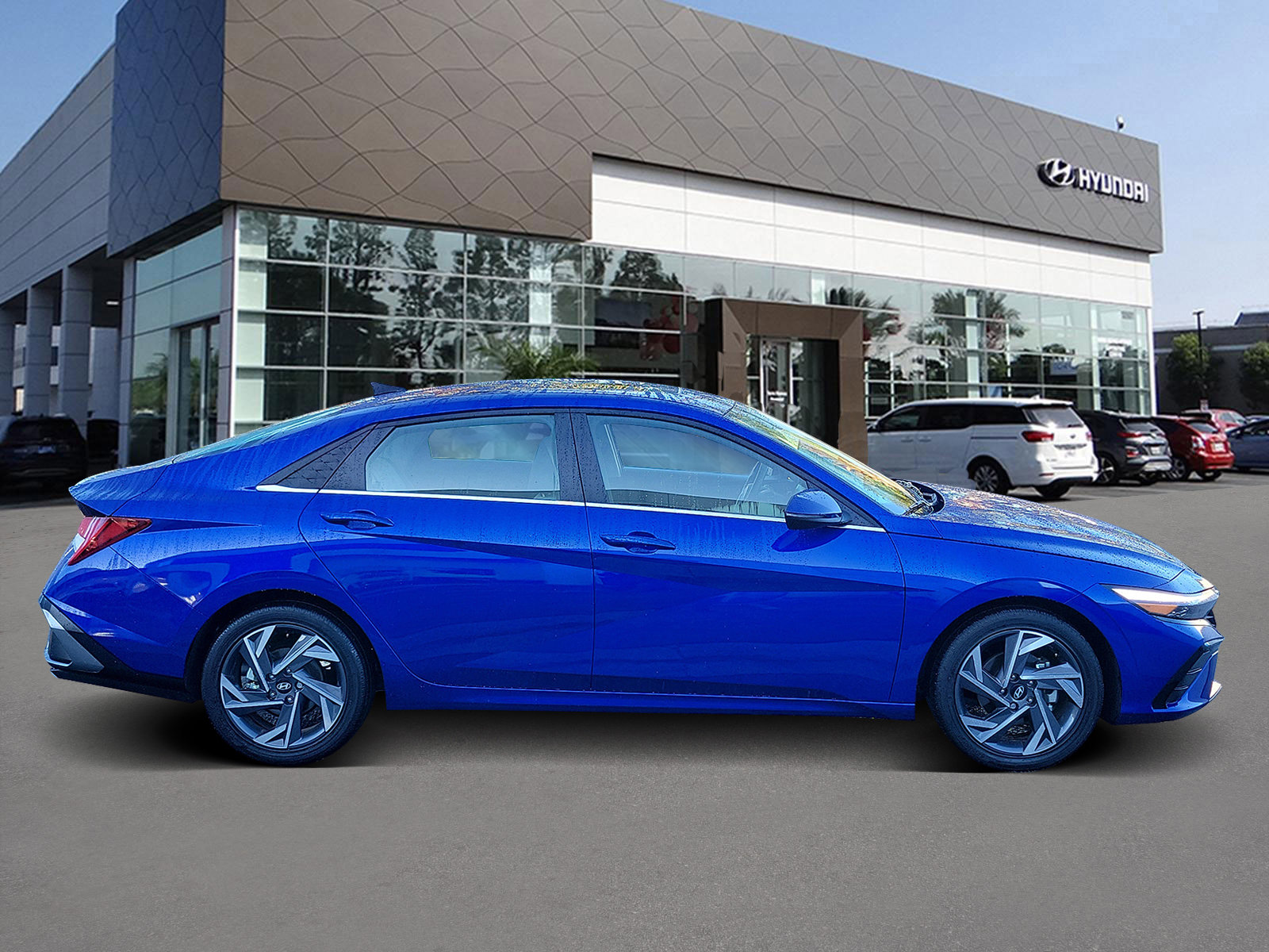 Certified 2025 Hyundai Elantra Limited image 4