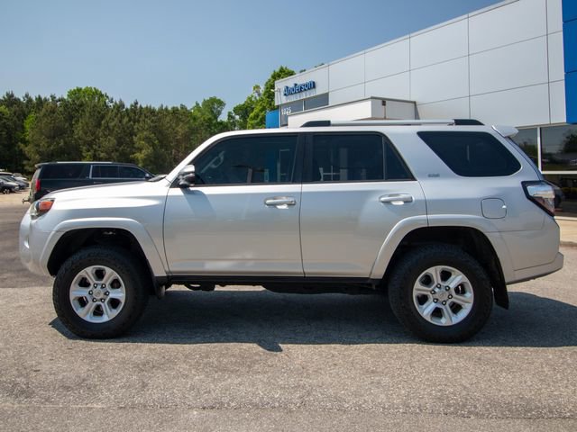 Used 2019 Toyota 4Runner SR5 Premium AWD/4WD image 4