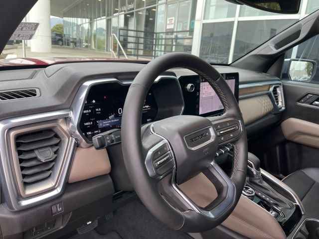 Used 2026 GMC Canyon Denali AWD/4WD image 7