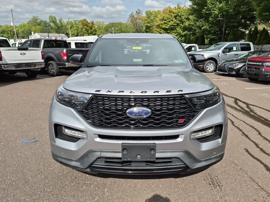 Certified 2022 Ford Explorer ST w/ Equipment Group 401A AWD/4WD image 4