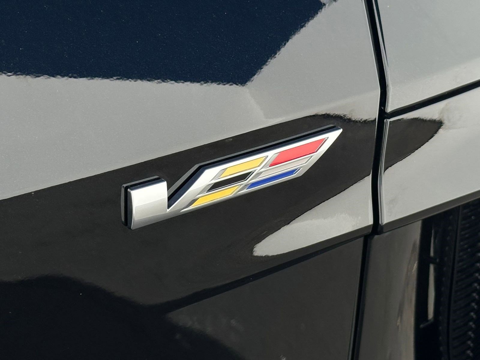 New 2026 Cadillac Lyriq V w/ Exterior Carbon Fiber Package image 33