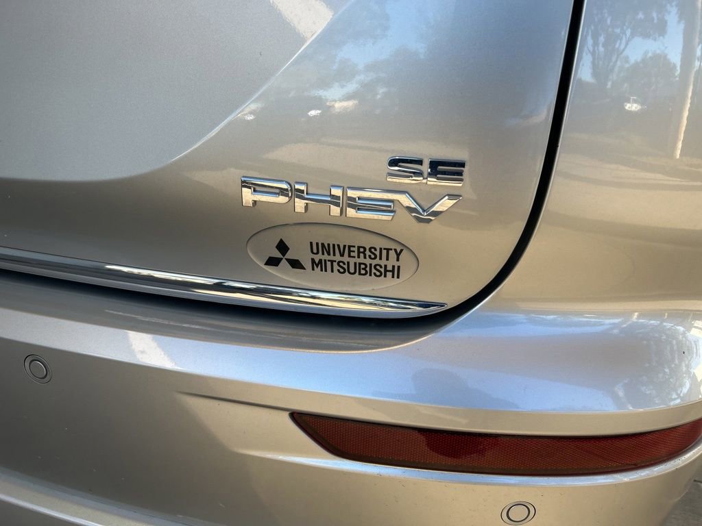 New 2025 Mitsubishi Outlander SE image 20