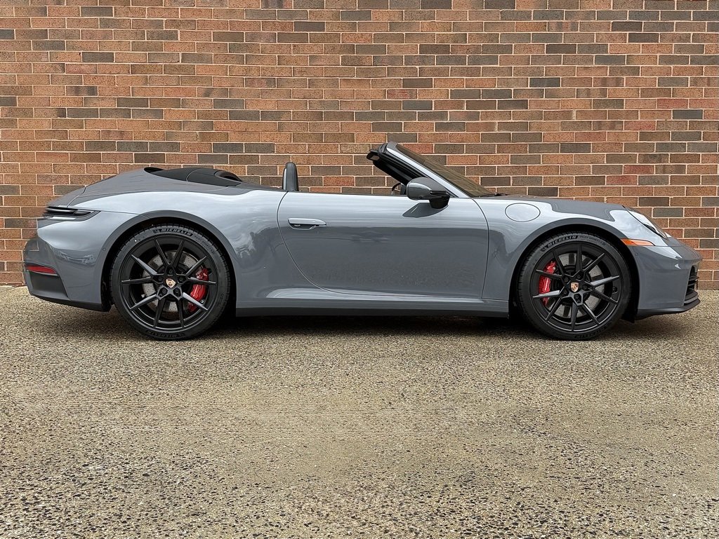 New 2026 Porsche 911 Carrera 4S image 8