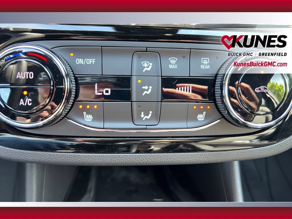 New 2026 Buick Envista Sport Touring w/ Convenience I Package FWD image 32