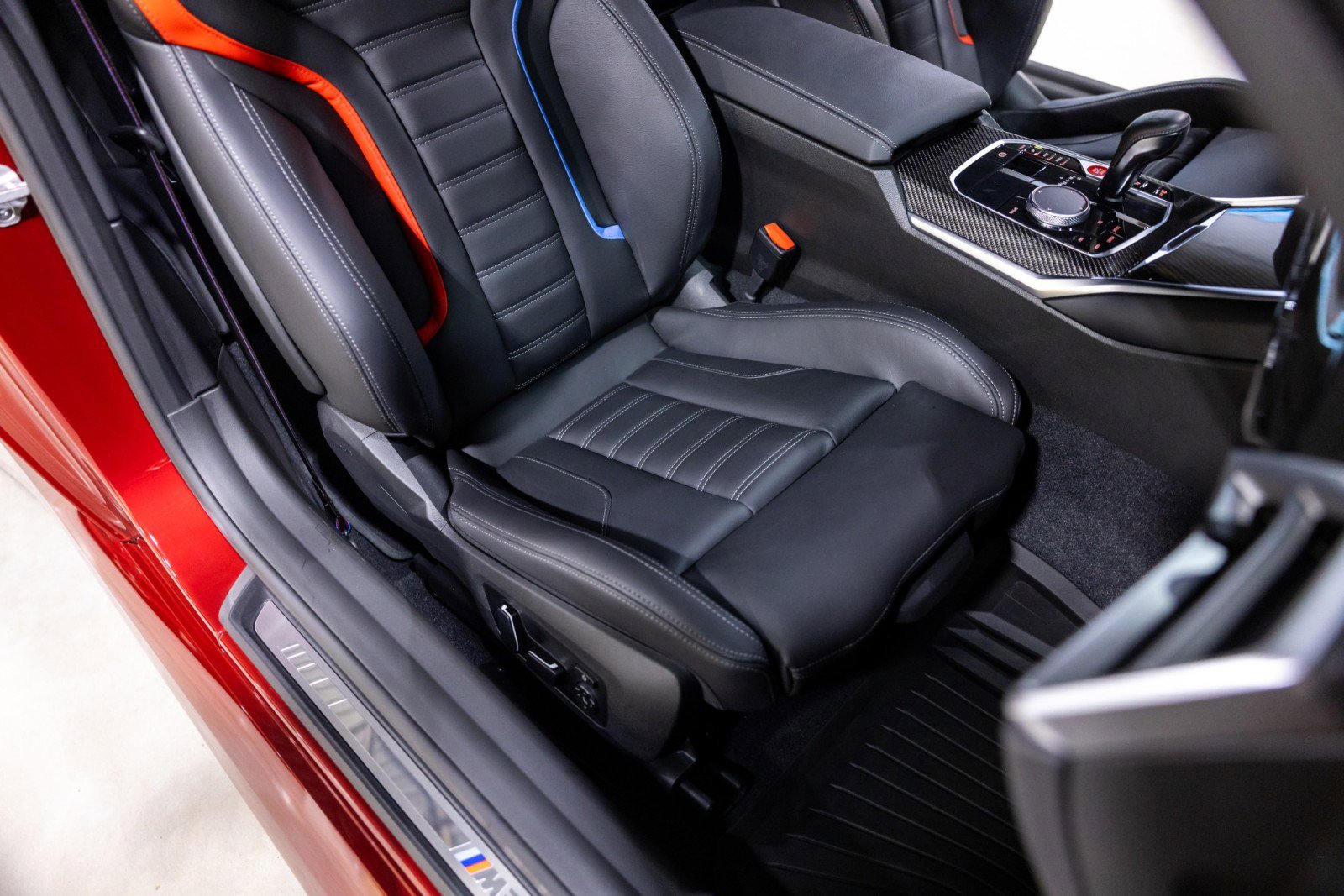 Used 2025 BMW M2 RWD image 31