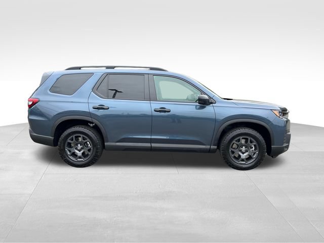 New 2026 Honda Pilot TrailSport image 9