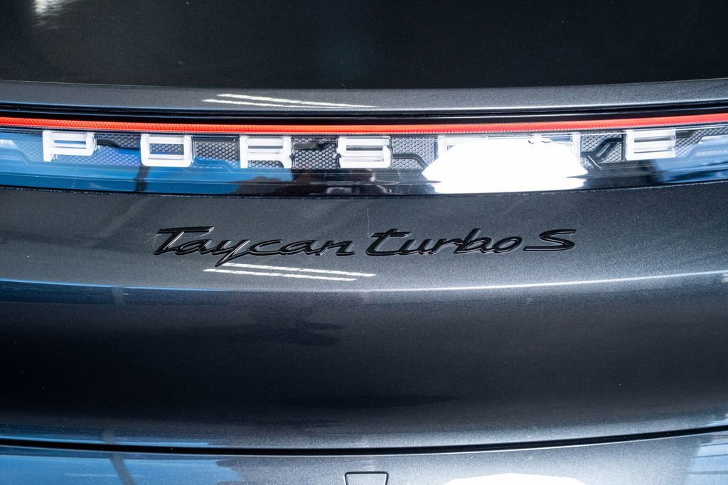 Used 2020 Porsche Taycan Turbo image 26