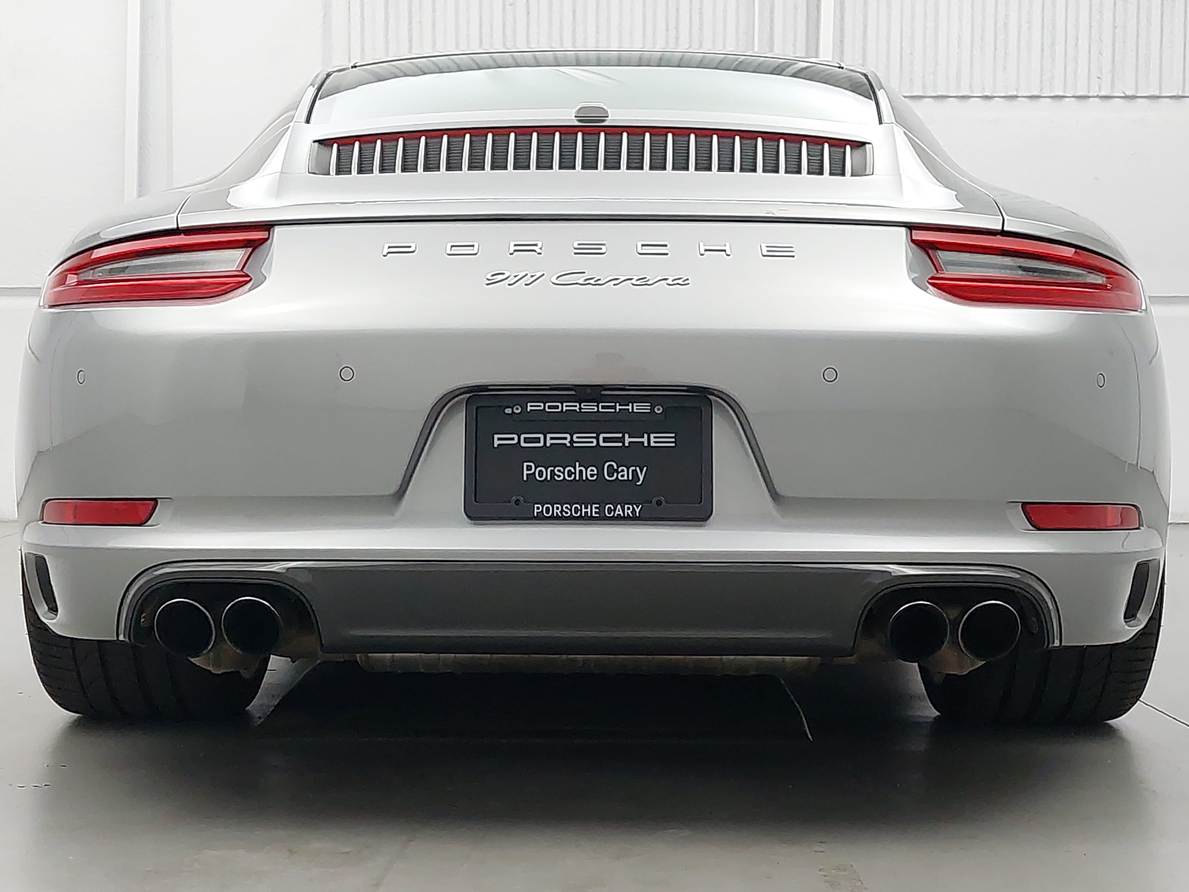 Certified 2018 Porsche 911 Carrera RWD image 6