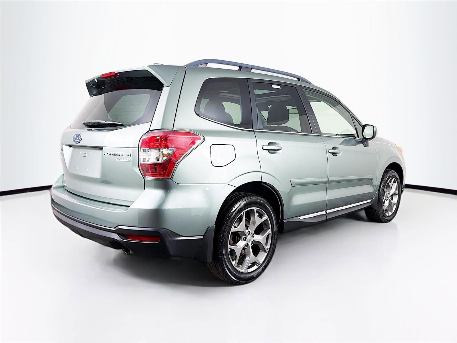 Used 2016 Subaru Forester 2.5i Touring w/ Eyesight & Navigation System image 7