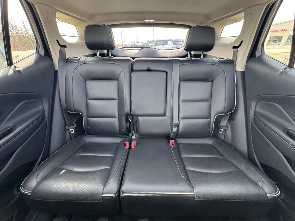 Used 2018 GMC Terrain Denali w/ Advanced Safety Package image 16