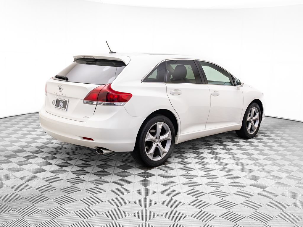 Used 2013 Toyota Venza XLE image 5