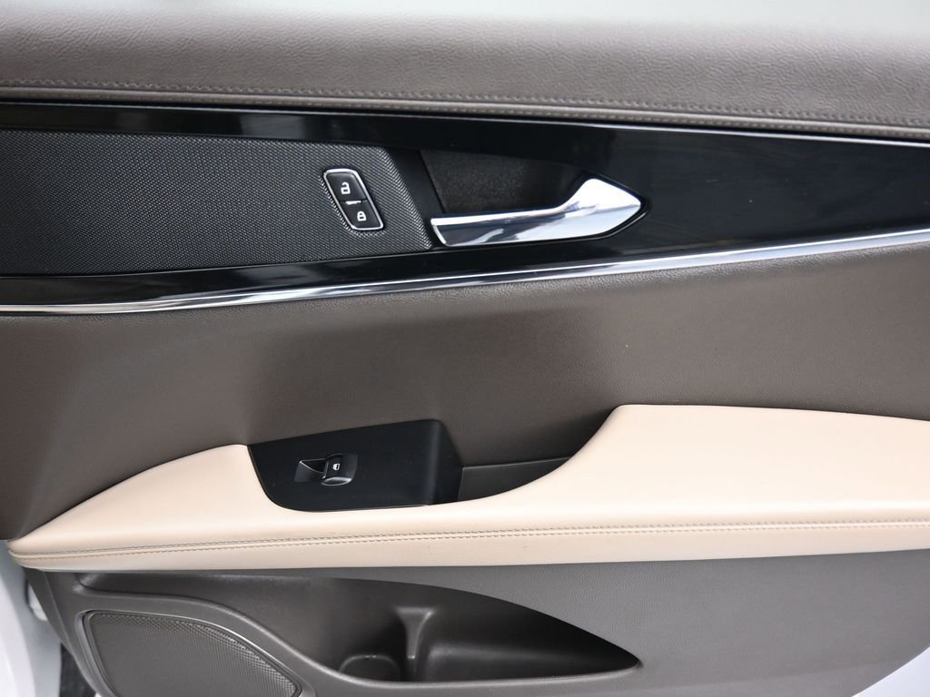 Used 2022 Lincoln Nautilus AWD w/ Premium Package image 40