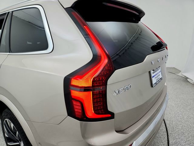 New 2026 Volvo XC90 B6 Plus w/ Protection Package image 28
