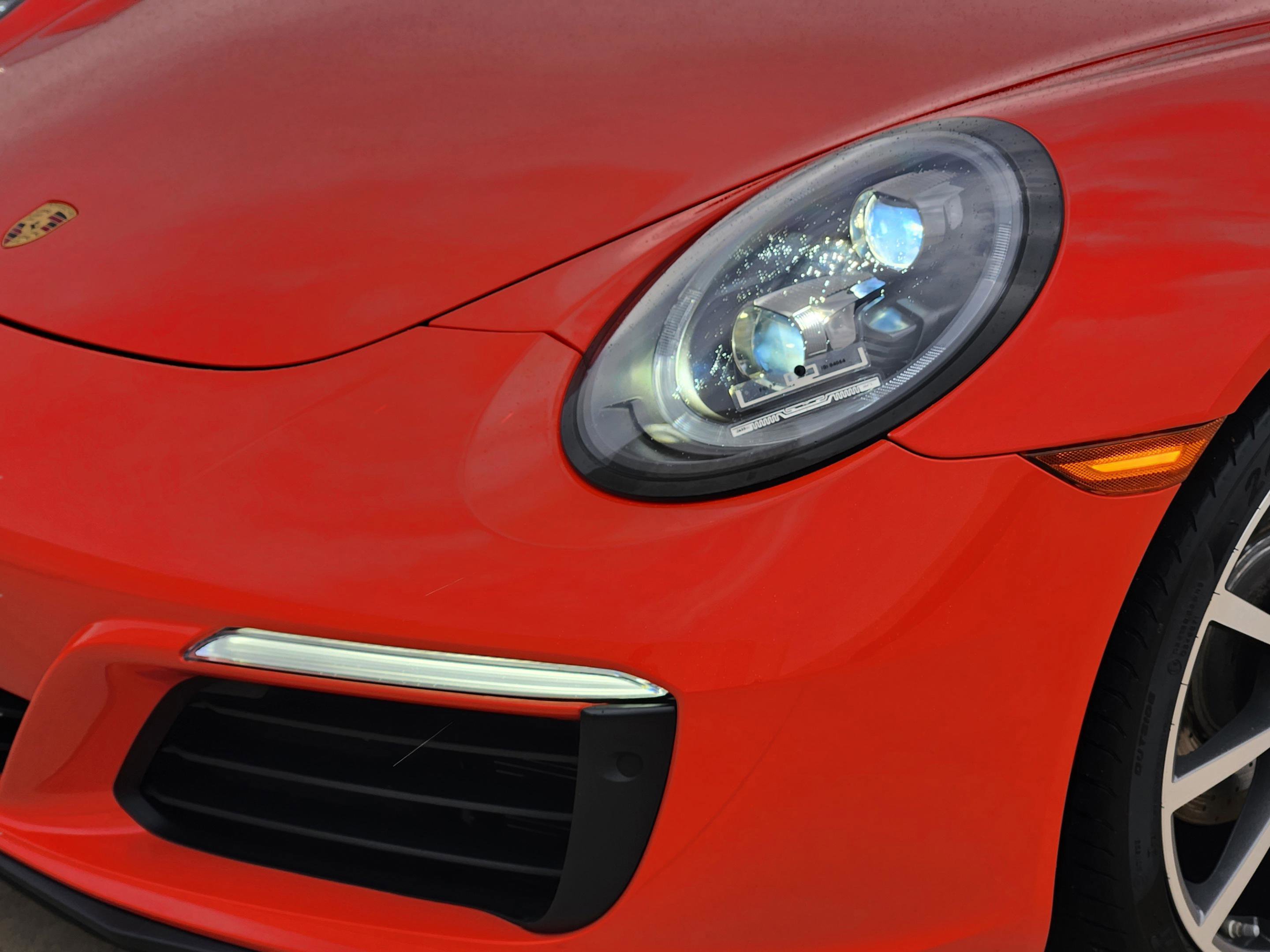 Used 2019 Porsche 911 Carrera 4S AWD/4WD image 8