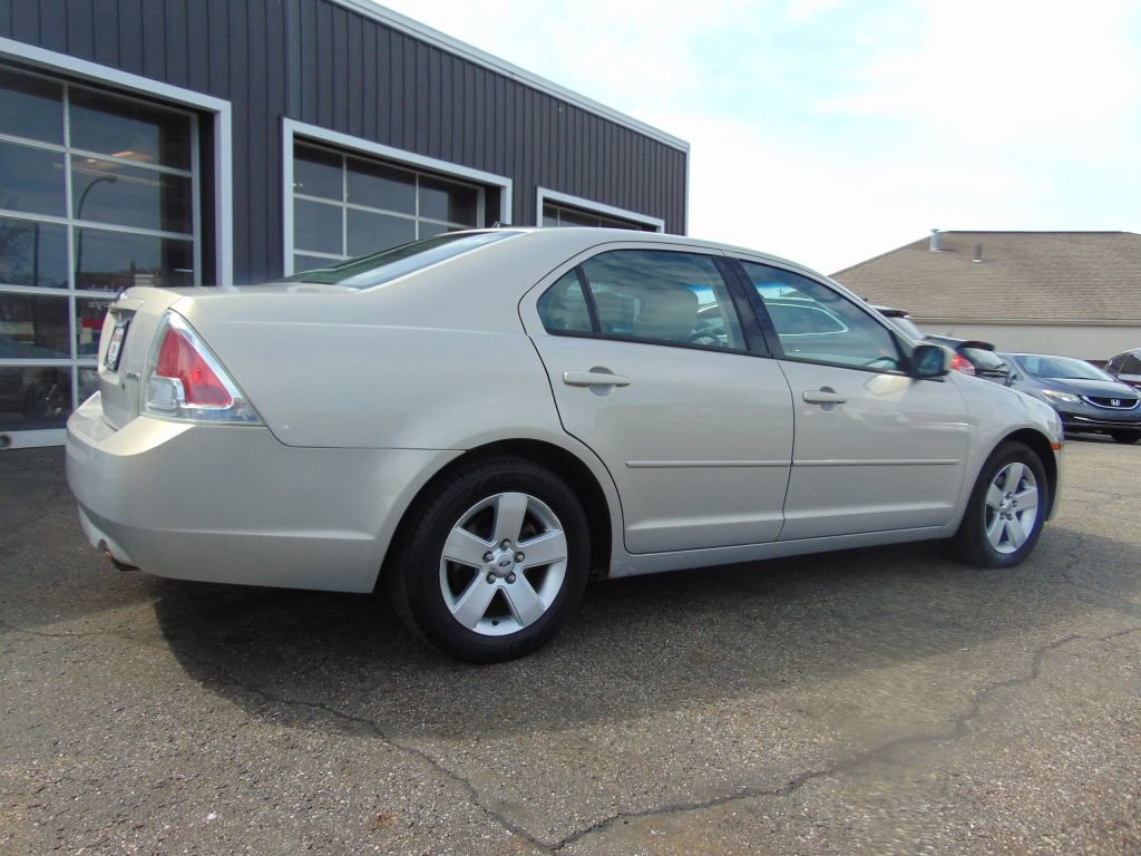 Used 2009 Ford Fusion SE image 9