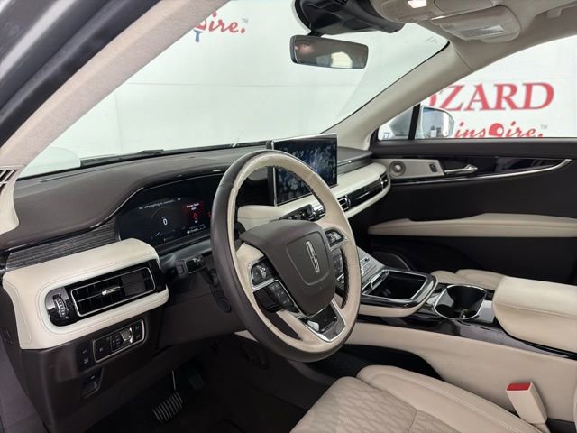 Used 2023 Lincoln Nautilus Black Label AWD/4WD image 12