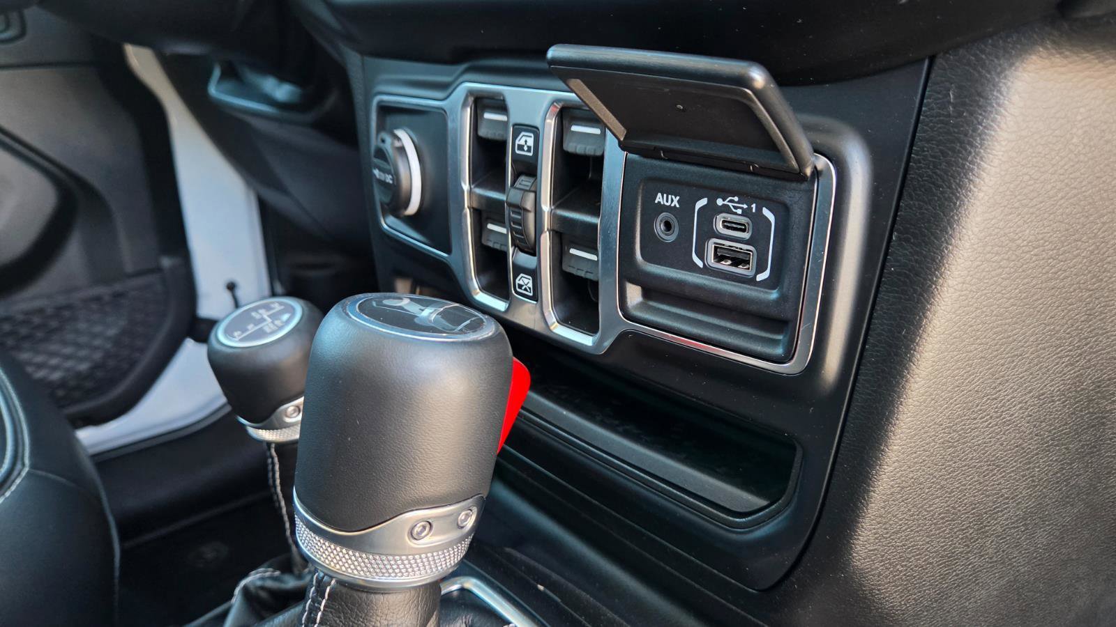 Used 2023 Jeep Wrangler Sahara w/ Cold Weather Group image 51