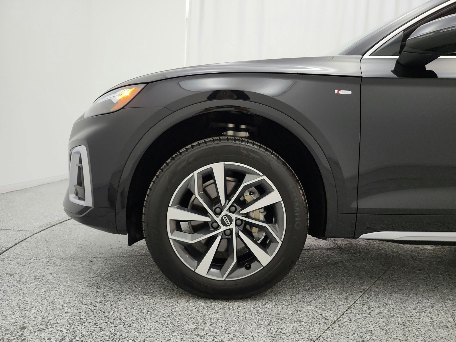 Used 2023 Audi Q5 2.0T Premium w/ Convenience Package AWD/4WD image 18