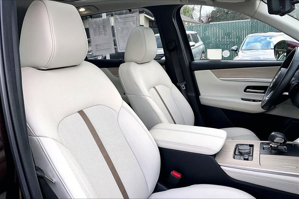 Used 2025 MAZDA CX-90 Plug-In Hybrid w/ Premium Plus image 6