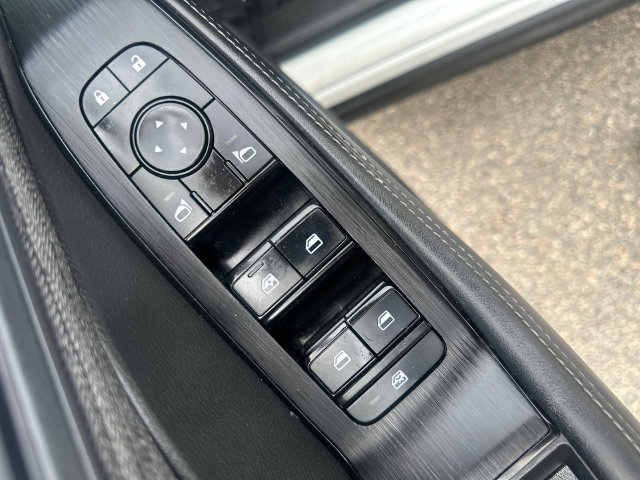 Used 2022 Nissan Rogue SV AWD/4WD image 27