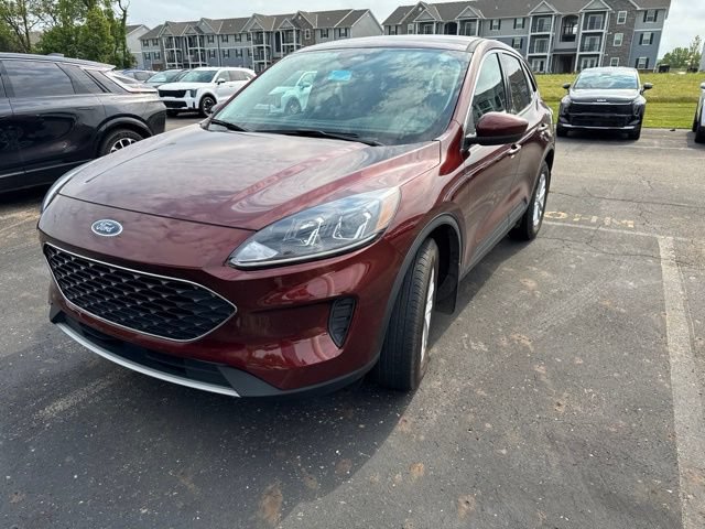 Used 2021 Ford Escape SE w/ Convenience Package AWD/4WD image 9