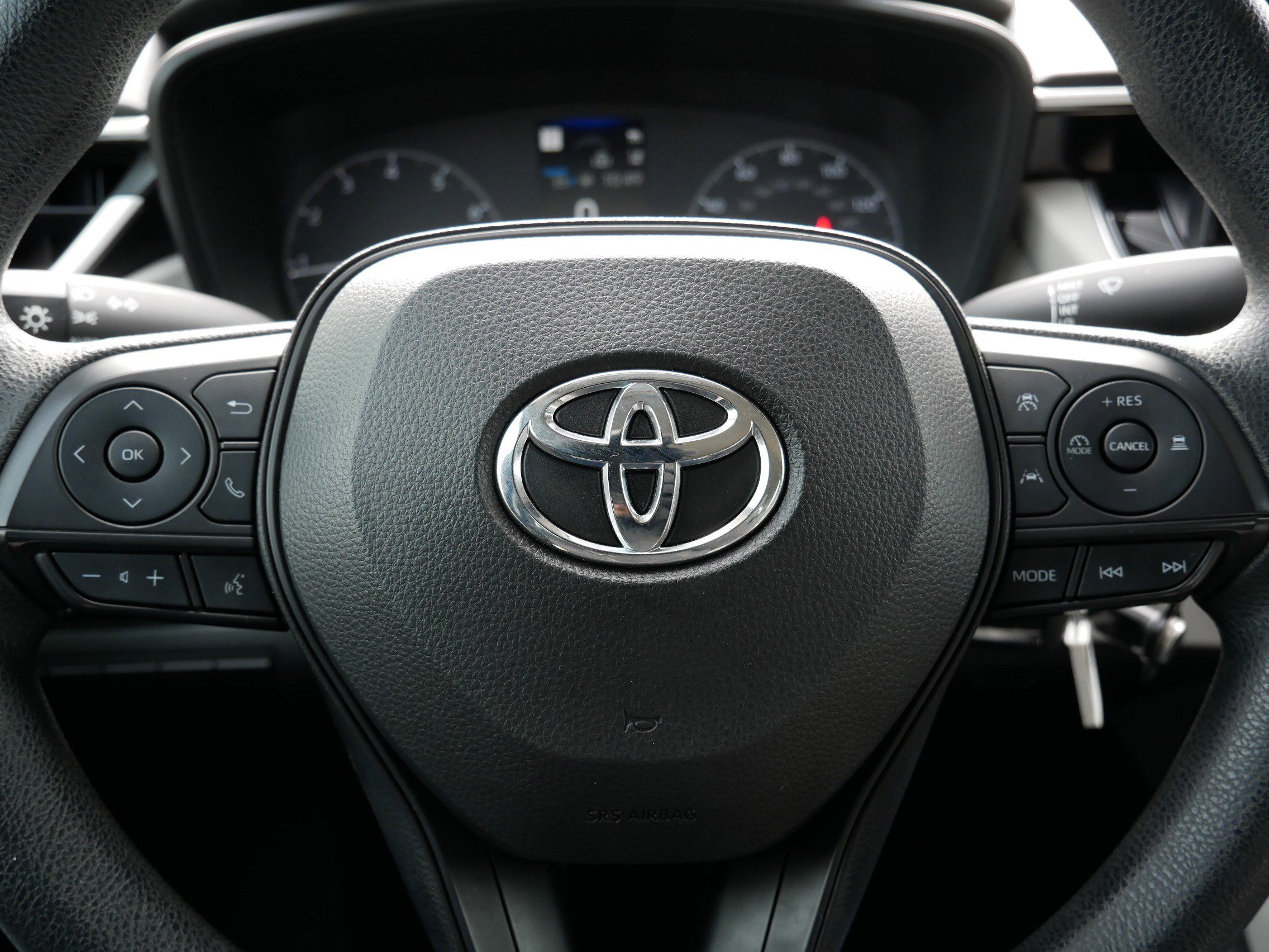 Certified 2023 Toyota Corolla LE image 25