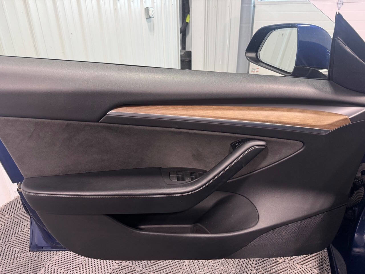 Used 2022 Tesla Model 3 Base 4dr Sedan image 8