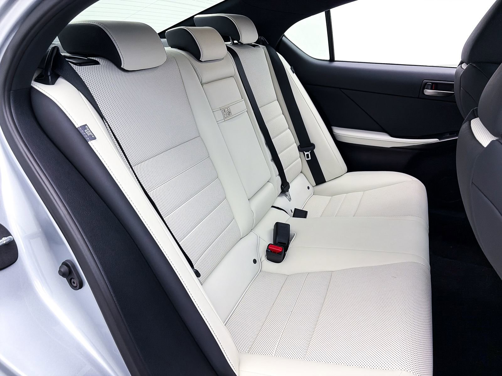 Used 2025 Lexus IS 350 F Sport w/ Navigation Package RWD image 39
