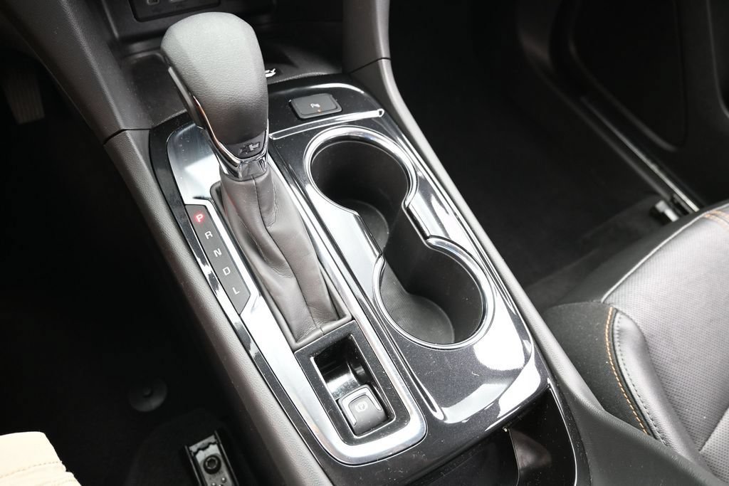 Used 2022 Chevrolet Equinox Premier FWD image 34