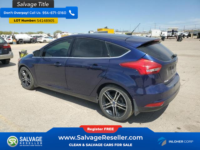 Used 2017 Ford Focus Titanium FWD image 3