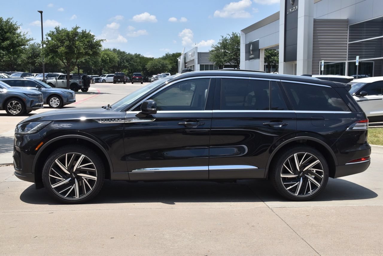 New 2026 Lincoln Aviator Reserve AWD/4WD image 11
