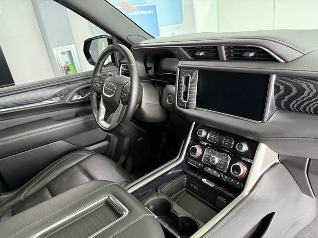 Used 2023 GMC Yukon XL Denali image 22