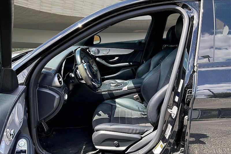 Used 2021 Mercedes-Benz C 300 Sedan image 21