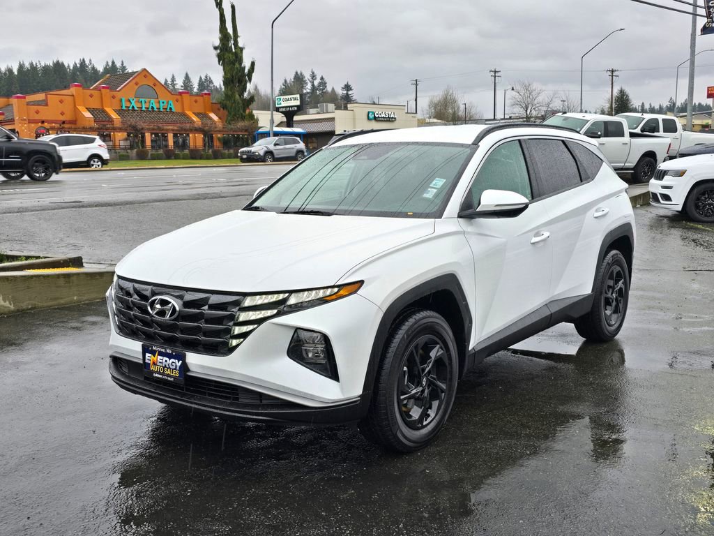 Used 2022 Hyundai Tucson SEL w/ Cargo Package AWD/4WD image 3