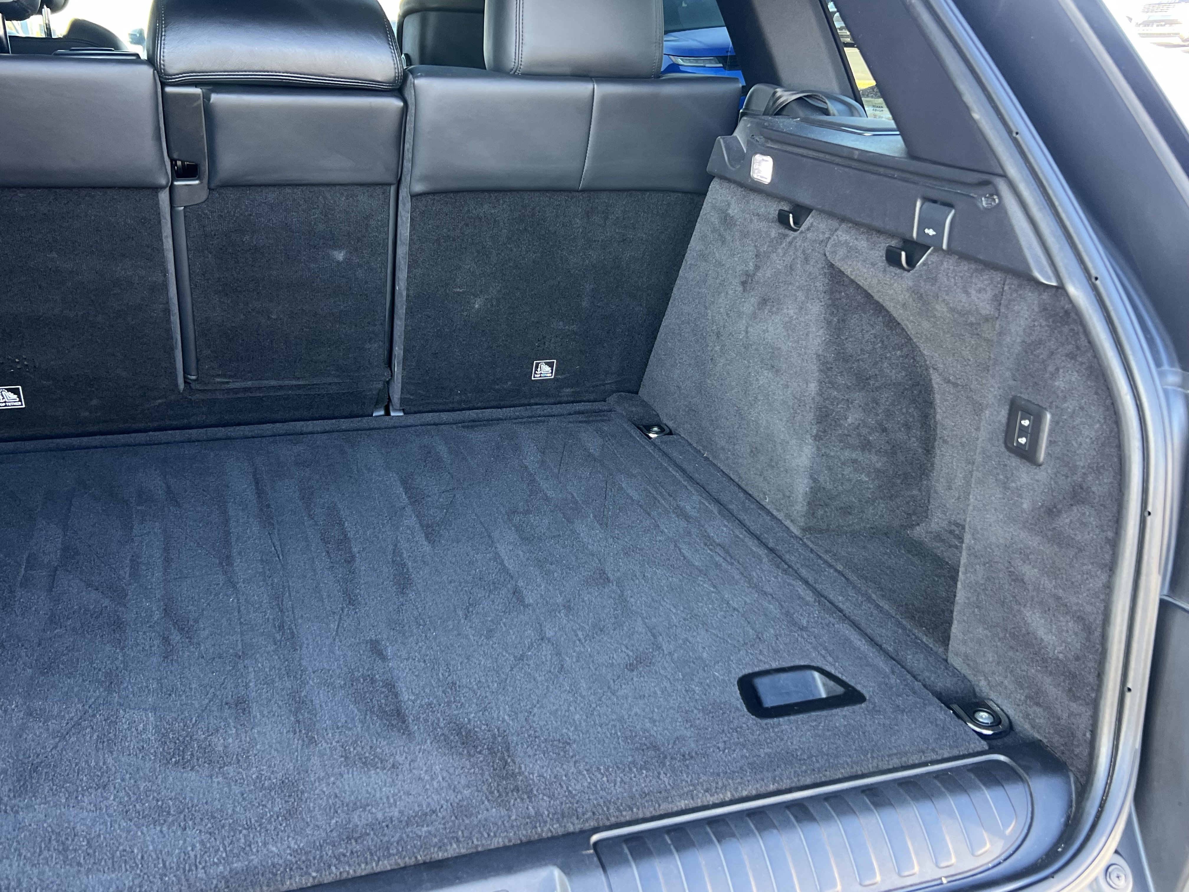 Used 2019 Land Rover Range Rover Sport HSE Dynamic image 37