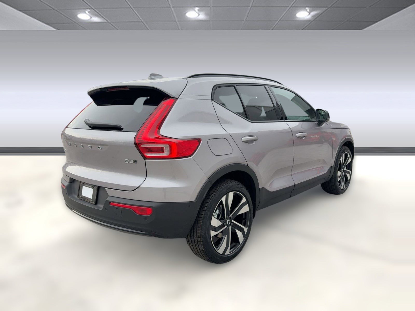 New 2026 Volvo XC40 B5 Ultra w/ Climate Package image 9