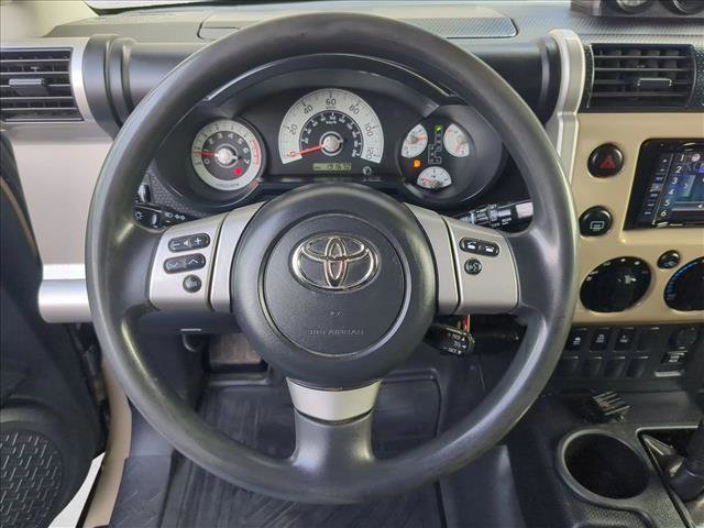 Used 2011 Toyota FJ Cruiser 4WD w/ Convenience Pkg image 13